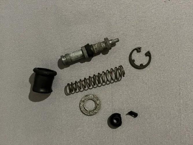 Kit reparo do cilindro mestre MT-03 R3 e Neo Fluo e similares