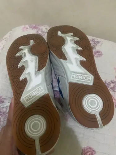 Tênis futsal 