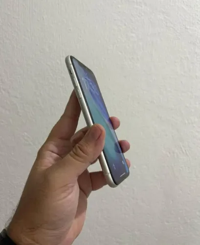 Iphone apple 11 sem datalhes