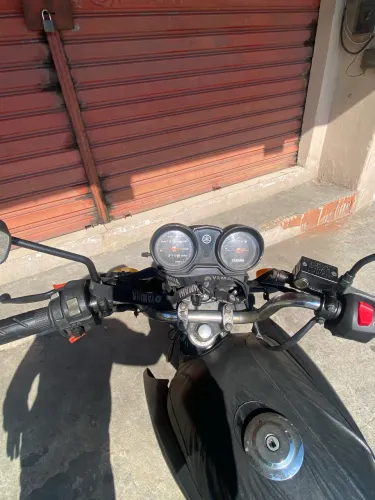 Vende-se YBR 125 ano 2012