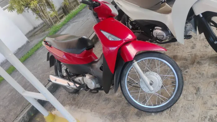 BIZ 125 ES