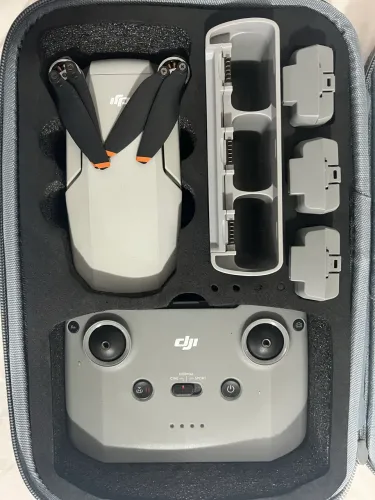 DJI Mini 2 SE Fly More Combo - 3 Baterias + Hub Power Bank + Case - Impecável