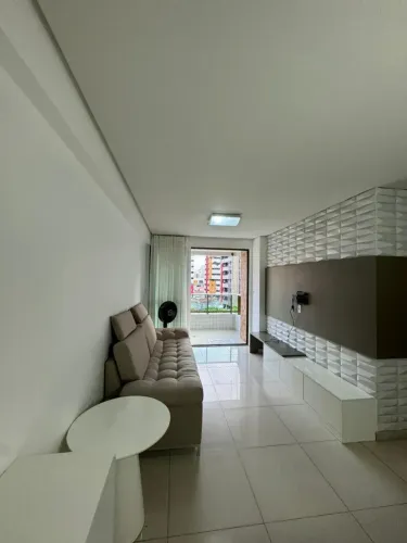 Imóvel para aluguel tem 82 metros quadrados com 3 quartos em Ponta Verde - Maceió - AL
