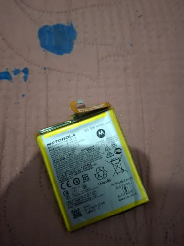 Bateria model Lz50 compatível com moto g100 e moto edgeS,aceito uma troca por bateria ne50