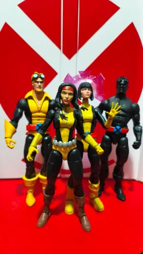 Marvel Legends Novos Mutantes Custom.