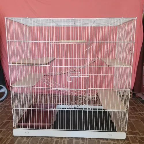 Vendo gaiola grande para roedores.  