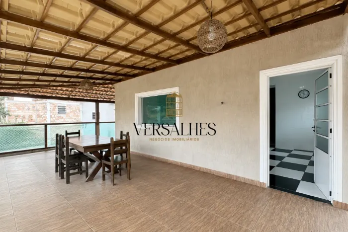 Casa para alugar com 02 quartos, 01 banheiro, 01 vaga de garagem espaçosa e 85 m² - Bairro