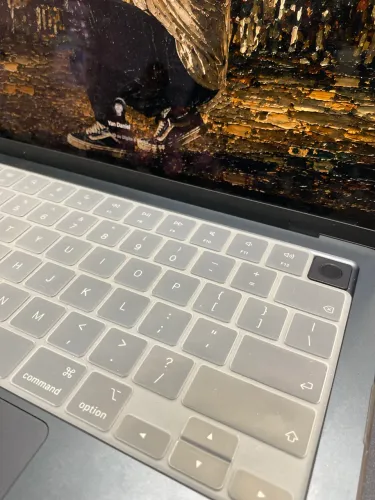 MacBook Air m5 16/512gb