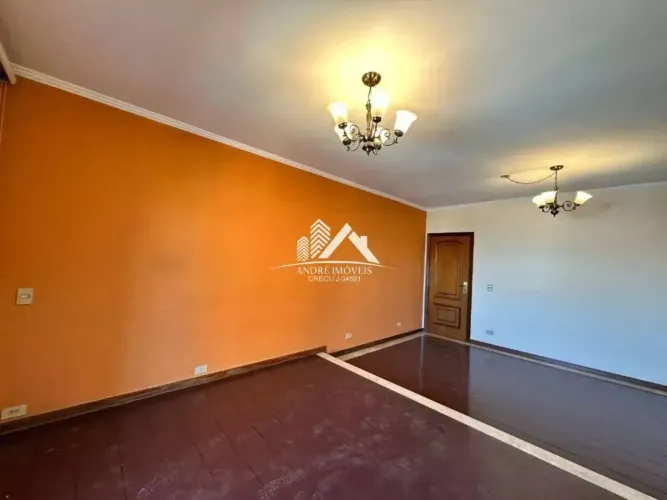 Apartamento à Venda no Centro da Cidade 3 Dormitórios (1 Suíte)