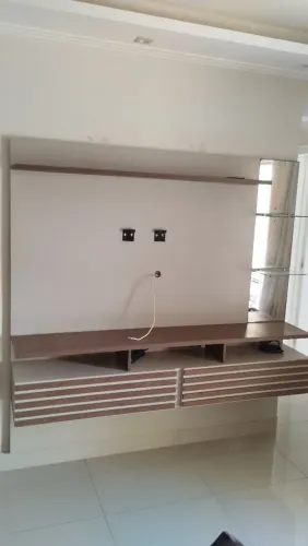 Vendo Rack para TV- Suspenso