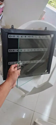 Claviculário porta de vidro para 36 chaves 