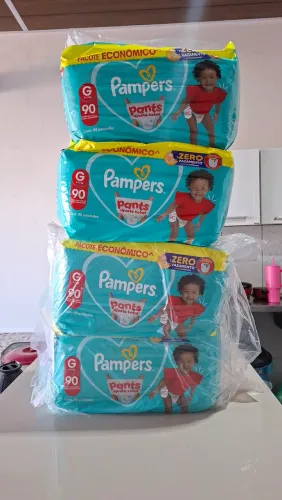 FRALDAS Pampers Pants Roupinha G 90 e XG 82 unidades buscar na Terra firme (act cartao)