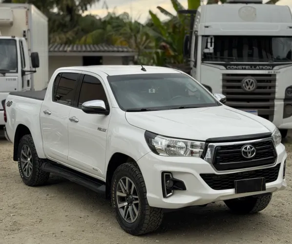 Toyota Hilux CD SRV 4X4 2.8 TDI Diesel Aut. 2019