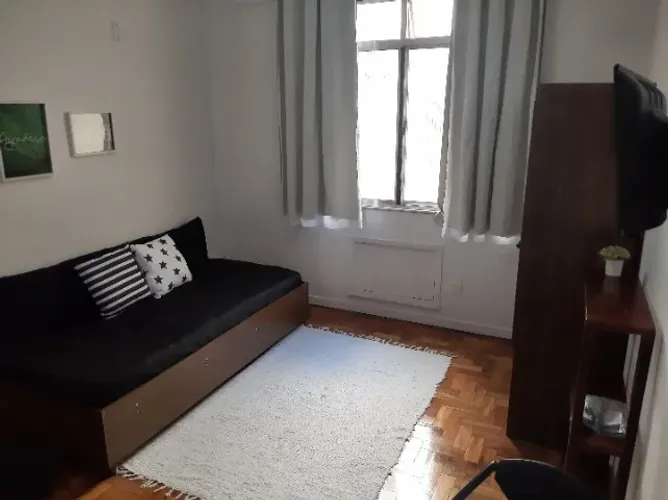 Studio mobiliado na Tijuca | 2 min. do Metrô Saens Peña | Condomínio Completo