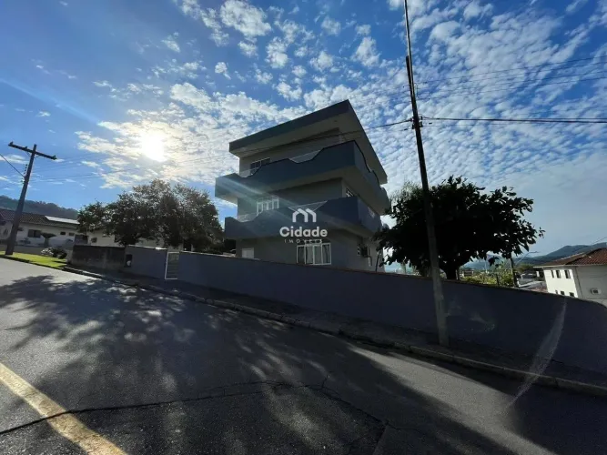 Apartamento para locação no Água Verde - Amplo e funcional