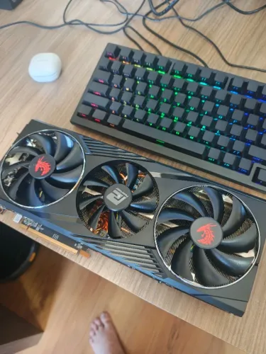 Placa de vídeo AMD RX 6800 XT 16GB