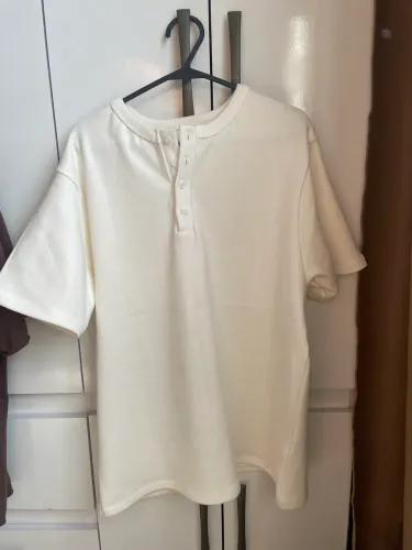 Camisa henley arch studios