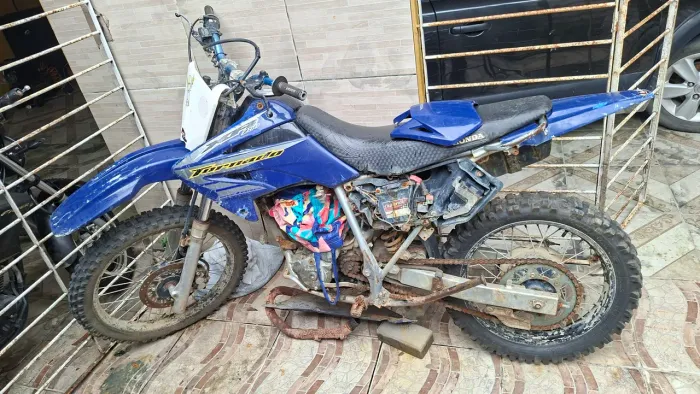 VENDO TORNADO 250/2008 COM CABEÇOTE NOVO