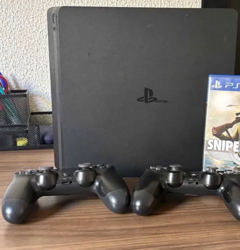 PLAYSTATION 4- 1TB + 2 CONTROLES ORIGINAIS