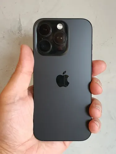 iPhone 16 Pro 128gb Black Titanium - Muito lindo! Sem detalhes, todo original