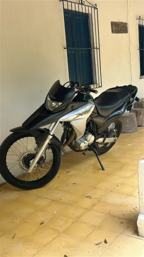 XRE 300 10/18
