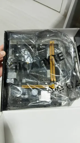 KIT Placa mãe A320mh BIOSTAR + Ryzen 5 3400g