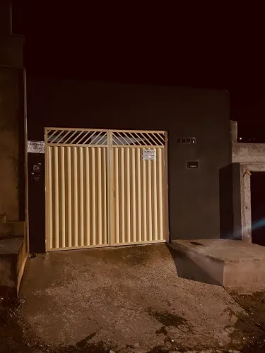 Aluga-se. Casa em gravata no loteamento riacho do mel