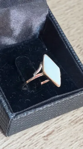 Anel ouro 12 k madrepérola 