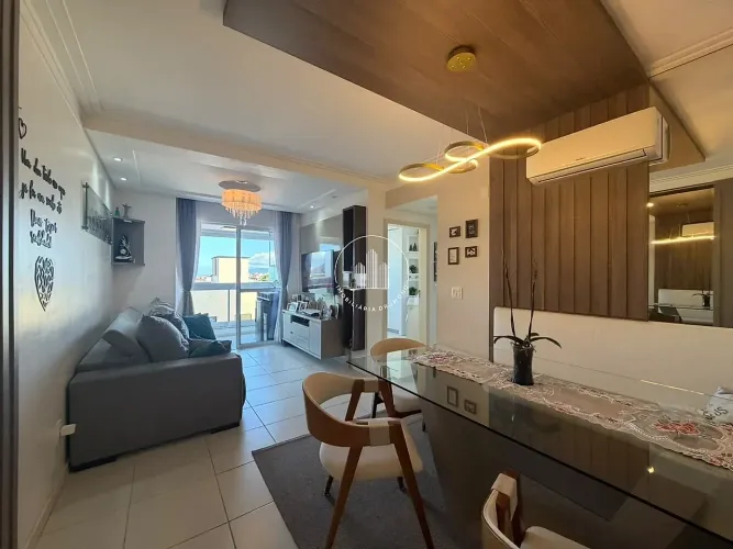 Apartamento 3 Quartos com 1 Suíte e 80m² - Centro/São José - CEN
