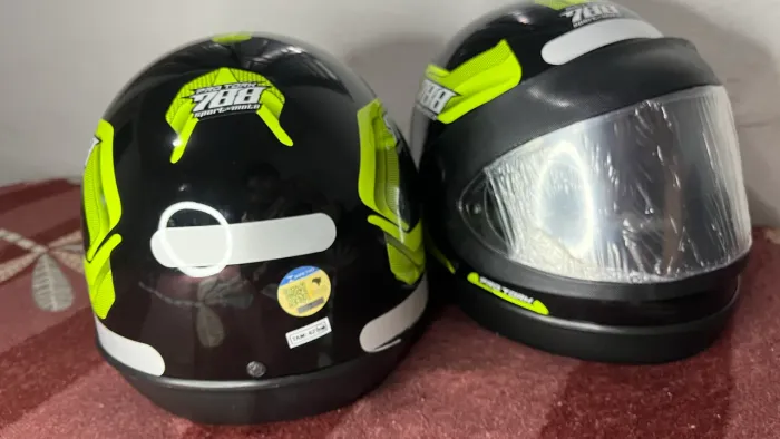 Capacete