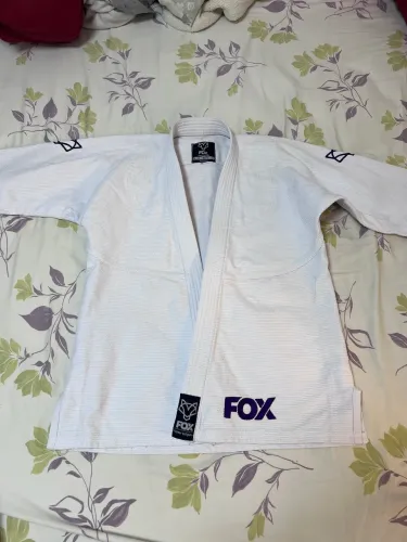 Kimono A0 - Branco e roxo 
