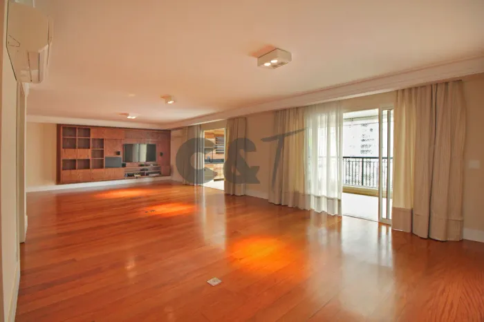 Apartamento - 4 Dormitórios (Suítes) à Venda no Alto da Boa Vista - São Paulo/SP