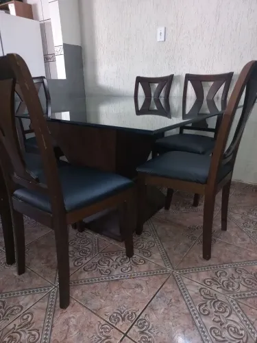 Mesa de jantar / vidro 