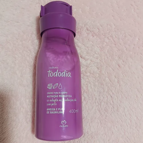 Natura Tododia Creme para o Corpo Ameixa e Flor de Baunilha 400 ml.