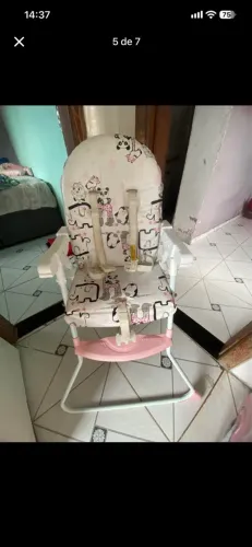 Cadeirinha de alimentação