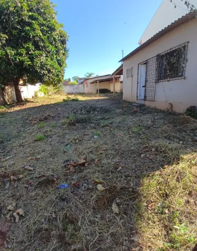 3 Quitinetes em um terreno de 600 metros quadrados 40x15, Guaira PR / Centro