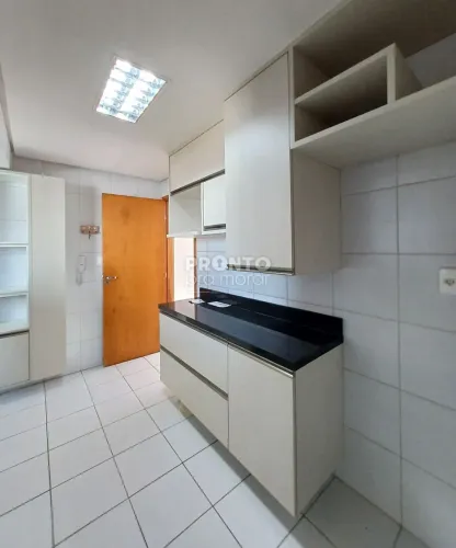 Apartamento com 3 quartos em Torre