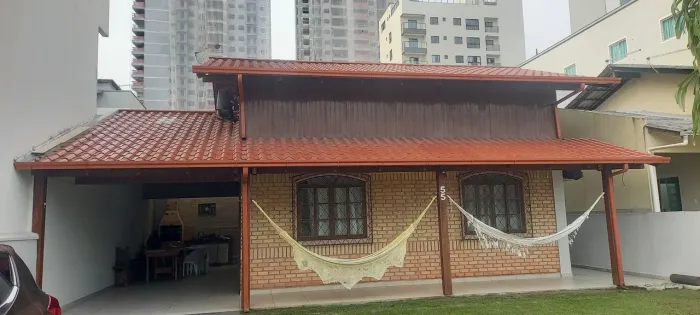 Casa na Praia Balneário Piçarras ( Temporada)