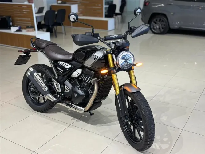 TRIUMPH SCRAMBLER 400 X