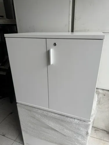 Armário duas portas Branco