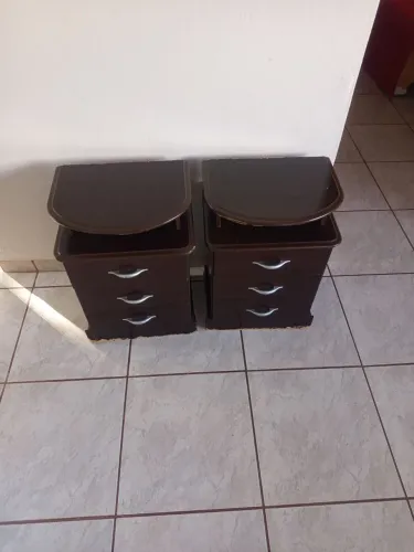 Criado mudo de cama
