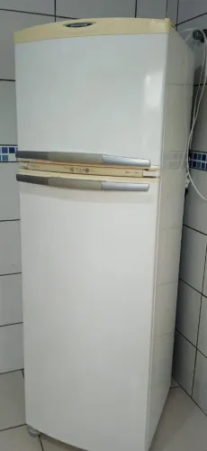 Vendo geladeira