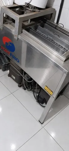 MAQUINA DE PICOLÉ Á VENDA