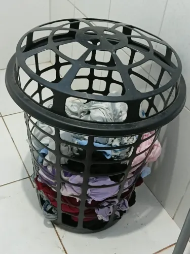 Cesto de roupa suja