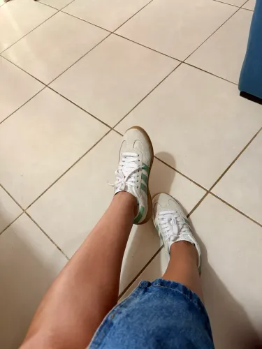 Tênis adidas gazelle camurça bege e verde tamanho 36 br 24,5 