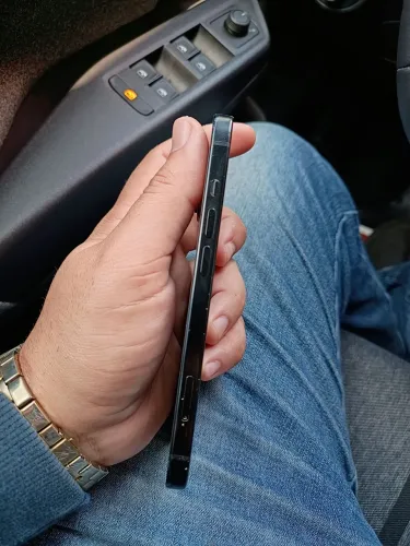 iPhone 15 retirada de peças (Bloq)