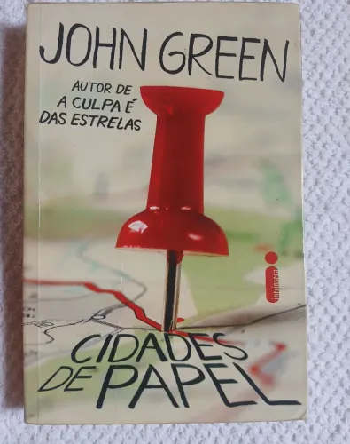 Livro Cidade de Papel