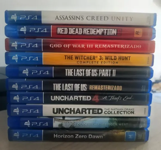 Kit 10 Jogos PlayStation 4 - Red Dead 2, The Last Of Us 1 e 2, God Of War