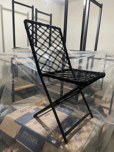 Cadeira dobrável no metal chapa 18 trançada da corda rabo de rato