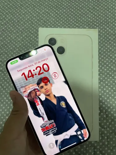 iPhone 13